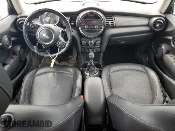2016 MINI Hardtop with VIN WMWXP5C58G2D13732, listed as a Copart auction lot 53082215 with 283,481 mi miles and Clean Title. Bid and sale history available at DreamBid. Image 8.