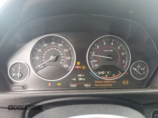 2015 BMW 3 Series 328i xDrive z VIN WBA3B3C54FF548327, wystawiony jako Copart lot #57229115 z przebiegiem 72 027 mil mil oraz Szkoda całkowita • Salvage title. Historia ofert i sprzedaży dostępna na DreamBid. Obrazek 9.