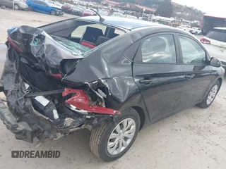 2021 Hyundai Accent SE z VIN 3KPC24A61ME134031, wystawiony jako IAAI lot #41534070 z przebiegiem 88 217 mil mil oraz . Historia ofert i sprzedaży dostępna na DreamBid. Obrazek 4.