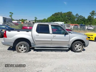 2004 Ford Explorer Sport Trac XLS z VIN 1FMZU67K34UA66302, wystawiony jako IAAI lot #42203931 z przebiegiem 221 245 mil mil oraz . Historia ofert i sprzedaży dostępna na DreamBid. Obrazek 13.