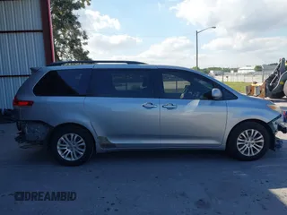 2011 Toyota Sienna XLE AAS with VIN 5TDYK3DC5BS148776, listed as a IAAI auction lot 41525078 with 177,154 mi miles and . Bid and sale history available at DreamBid. Image 14.