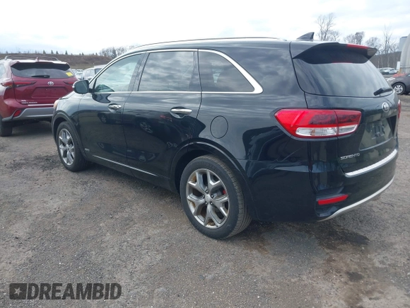 2016 Kia Sorento SX with VIN 5XYPKDA51GG073912, listed as a IAAI auction lot 42020501 with 172,836 mi miles. Bid and sale history available at carsss.com. Image 3.