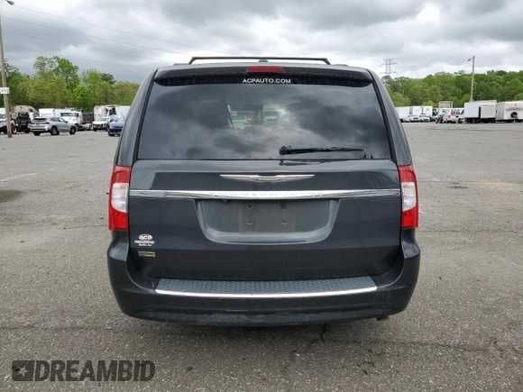 2011 Chrysler Town & Country Touring with VIN 2A4RR5DG2BR727483, listed as a Copart auction lot 55968655 with 161,807 mi miles and Clean Title. Bid and sale history available at DreamBid. Image 6.