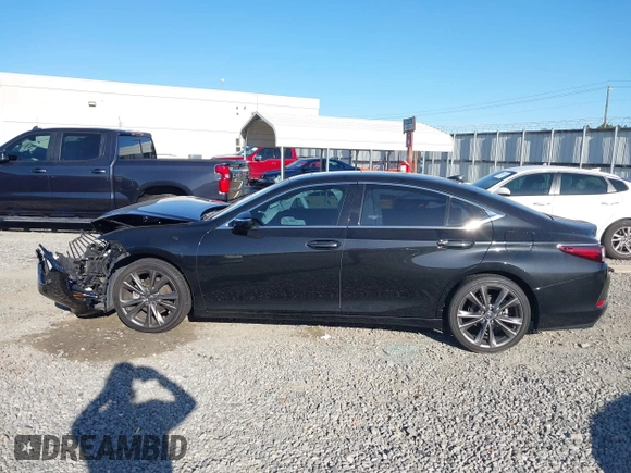 2021 Lexus ES 350 with VIN 58ADZ1B12MU082657, listed as a IAAI auction lot 42044566 with 54,383 mi miles and . Bid and sale history available at DreamBid. Image 15.
