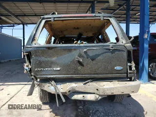 1996 Ford Explorer XLT z VIN 1FMDU32P7TZA99462, wystawiony jako Copart lot #67788154 z przebiegiem 195 839 mil mil oraz Szkoda całkowita • Salvage title. Historia ofert i sprzedaży dostępna na DreamBid. Obrazek 6.