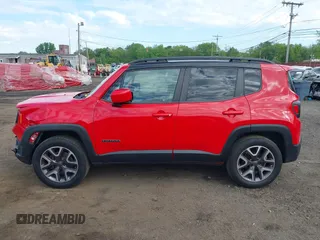 2015 Jeep Renegade Latitude z VIN ZACCJBBT1FPB33219, wystawiony jako IAAI lot #42219442 z przebiegiem 171 868 mil mil oraz . Historia ofert i sprzedaży dostępna na DreamBid. Obrazek 14.