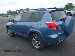 2008 Toyota RAV4 Sport z VIN JTMZK32V086010905, wystawiony jako IAAI lot #42219076 z przebiegiem 178 841 mil mil oraz . Historia ofert i sprzedaży dostępna na DreamBid. Obrazek 3.