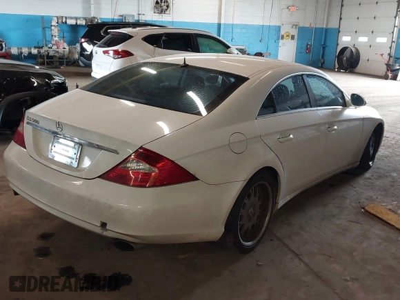 2006 Mercedes-Benz CLS 500 with VIN WDDDJ75X96A030135, listed as a IAAI auction lot 42340677 with 193,693 mi miles and . Bid and sale history available at DreamBid. Image 4.