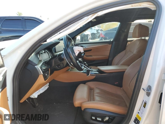 2018 BMW 5 Series M550i xDrive with VIN WBAJB9C54JB287422, listed as a Copart auction lot 46017034 with Not provided miles and Salvage title. Bid and sale history available at DreamBid. Image 7.