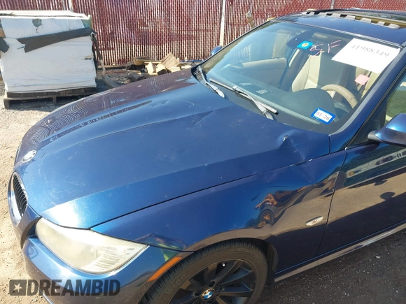 2011 BMW 3 Series 328i с VIN WBAPH7G5XBNN02082, выставлен на аукционе IAAI как лот 41988349 с пробегом 142 190 миль миль и . История ставок и продаж доступна на DreamBid. Изображение 6.