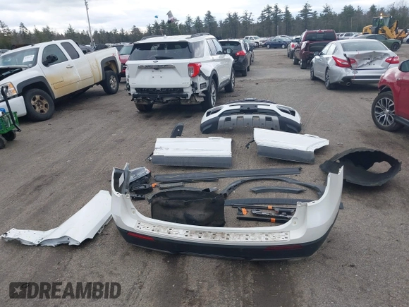 2022 Ford Explorer XLT with VIN 1FMSK8DH9NGA82810, listed as a IAAI auction lot 41868008 with 37,832 mi miles and . Bid and sale history available at DreamBid. Image 12.
