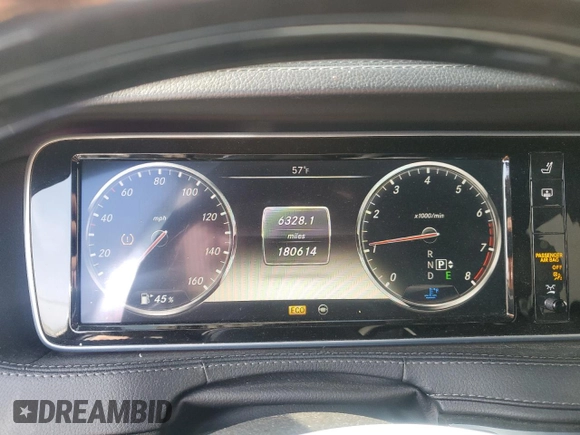 2014 Mercedes-Benz S 550 z VIN WDDUG8CB1EA067173, wystawiony jako Copart lot #51156145 z przebiegiem 180 614 mil mil oraz Szkoda całkowita • Salvage title. Historia ofert i sprzedaży dostępna na DreamBid. Obrazek 9.