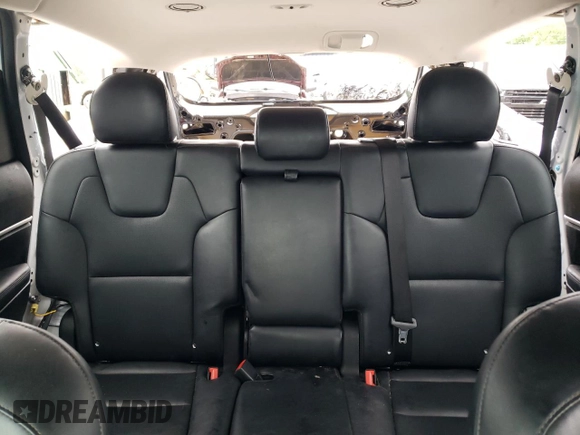 2022 Kia Telluride LX с VIN 5XYP2DHC6NG286730, выставлен на аукционе Copart как лот 59581235 с пробегом 58 569 миль миль и Списание • Salvage title. История ставок и продаж доступна на DreamBid. Изображение 10.