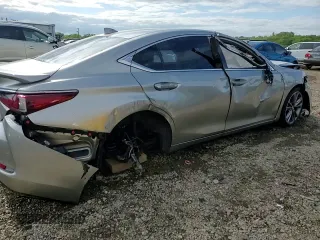 2021 Lexus ES 350 F Sport with VIN 58AGZ1B18MU092235, listed as a Copart auction lot 57980725 with 52,084 mi miles and Non repairable. Bid and sale history available at DreamBid. Image 13.