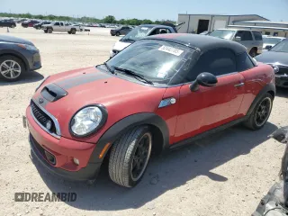 2012 MINI Coupe S z VIN WMWSX3C55CT155088, wystawiony jako Copart lot #52442785 z przebiegiem 61 052 mil mil oraz Tytuł czysty. Historia ofert i sprzedaży dostępna na DreamBid. Obrazek 1.