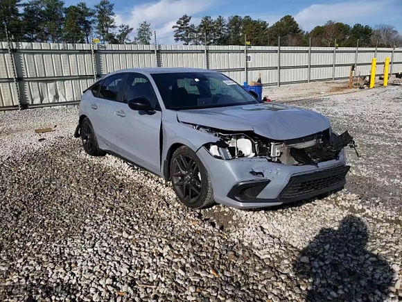 2024 Honda Civic Hatchback Sport with VIN 19XFL2H81RE015800, listed as a Copart auction lot 86402494 with 32,839 mi miles and Salvage Title. Bid and sale history available at carsss.com. Image 13.