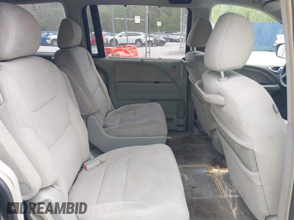 2005 Honda Odyssey EX with VIN 5FNRL38495B004614, listed as a IAAI auction lot 42128185 with 230,247 mi miles. Bid and sale history available at carsss.com. Image 8.