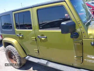 2008 Jeep Wrangler Unlimited Sahara with VIN 1J4GA59128L608191, listed as a IAAI auction lot 42669266 with 201,156 mi miles and . Bid and sale history available at DreamBid. Image 13.