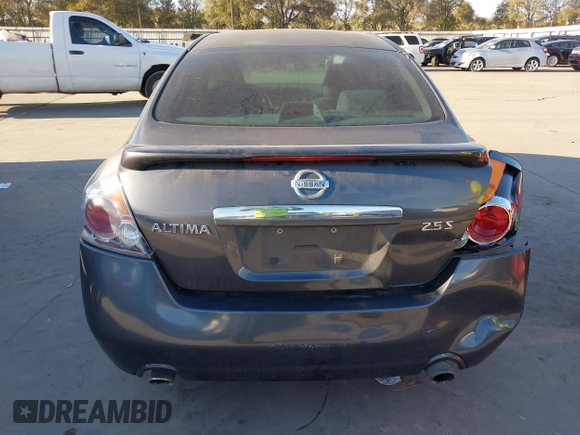 2007 Nissan Altima 2.5 with VIN 1N4AL21E87C213018, listed as a IAAI auction lot 40932058 with 195,817 mi miles. Bid and sale history available at carsss.com. Image 6.