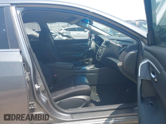 2018 Nissan Altima SV with VIN 1N4AL3AP9JC245829, listed as a IAAI auction lot 42129170 with 54,395 mi miles and . Bid and sale history available at carsss.com. Image 5.
