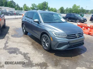 2023 Volkswagen Tiguan SE with VIN 3VV3B7AX3PM118743, listed as a IAAI auction lot 42291956 with 32,776 mi miles and . Bid and sale history available at DreamBid. Image 1.