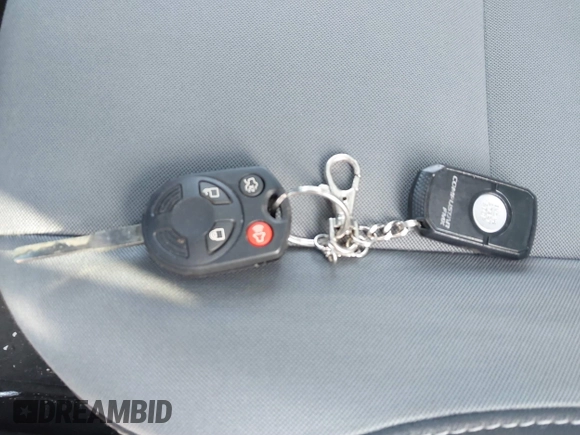 2013 Ford Escape SE z VIN 1FMCU9GXXDUC32561, wystawiony jako IAAI lot #41797455 z przebiegiem 134 934 mil mil oraz . Historia ofert i sprzedaży dostępna na DreamBid. Obrazek 11.