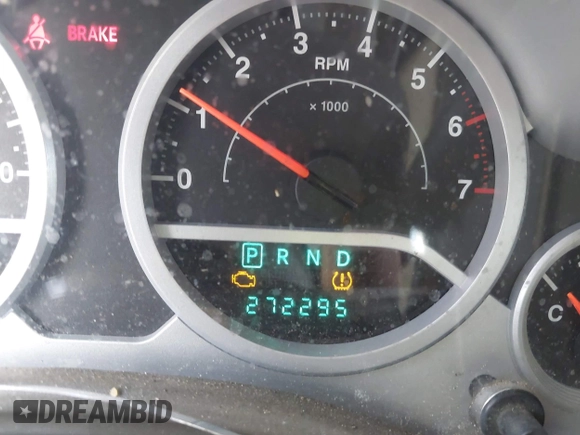 2008 Jeep Wrangler Unlimited Sahara with VIN 1J4GB59198L619802, listed as a IAAI auction lot 42361793 with 272,295 mi miles and . Bid and sale history available at DreamBid. Image 16.