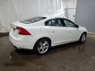 2015 Volvo S60 T5 Drive-E Premier with VIN YV126MFK4F1348663, listed as a Copart auction lot 49126455 with 113,386 mi miles and Clean Title. Bid and sale history available at carsss.com. Image 3.