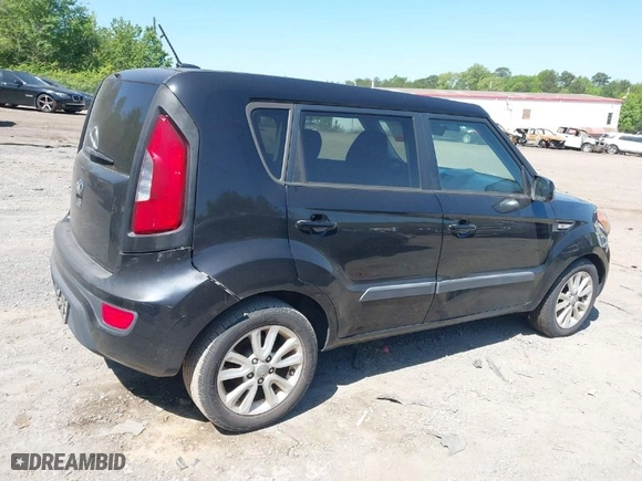 2013 Kia Soul with VIN KNDJT2A53D7627919, listed as a IAAI auction lot 42036603 with 159,451 mi miles. Bid and sale history available at carsss.com. Image 6.