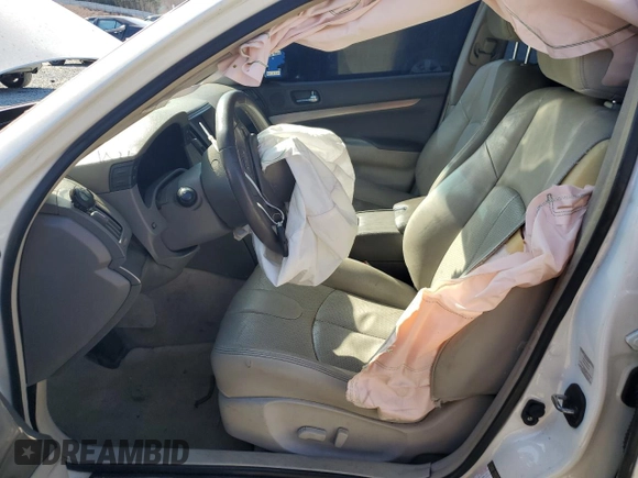 2015 Infiniti Q40 with VIN JN1CV6AR1FM651110, listed as a Copart auction lot 47437555 with 155,762 mi miles and Salvage Title. Bid and sale history available at carsss.com. Image 7.