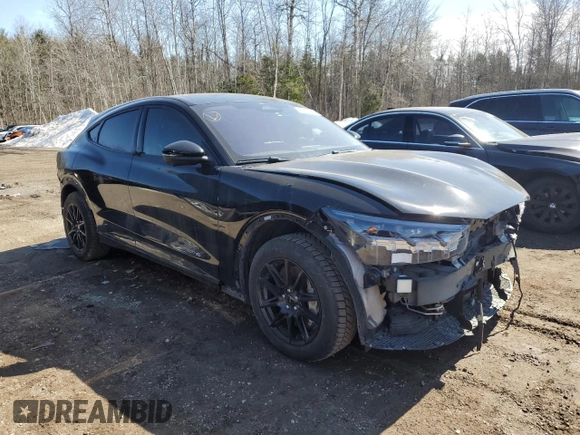 2022 Ford Mustang Mach-E Premium with VIN 3FMTK3SU1NMA45103, listed as a Copart auction lot 49275235 with 42,065 mi miles and Clean Title. Bid and sale history available at DreamBid. Image 4.