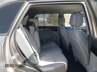 2011 Kia Sorento LX with VIN 5XYKTCA1XBG032086, listed as a IAAI auction lot 42026859 with 177,449 mi miles. Bid and sale history available at carsss.com. Image 8.