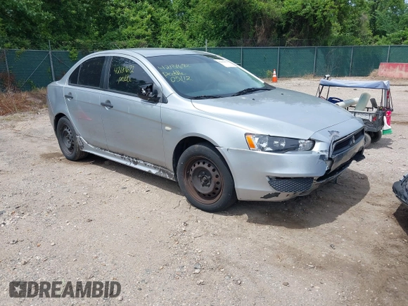 2010 Mitsubishi Lancer DE z VIN JA32U1FU7AU008019, wystawiony jako IAAI lot #42181672 z przebiegiem 227 360 mil mil oraz . Historia ofert i sprzedaży dostępna na DreamBid. Obrazek 1.