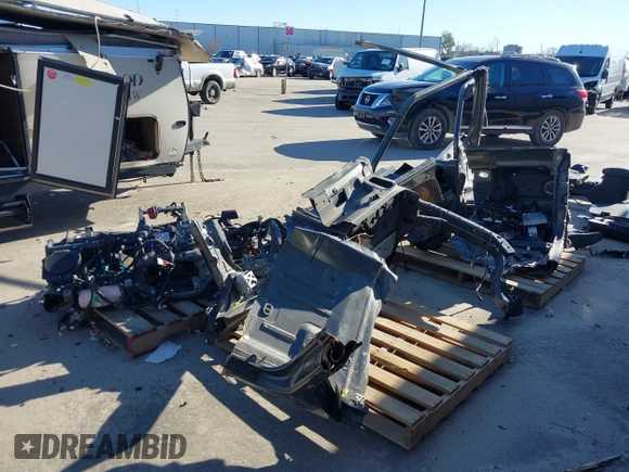 2017 Jeep Wrangler Unlimited Sport with VIN 1C4BJWDG5HL632793, listed as a IAAI auction lot 41572269 with 1 mi miles. Bid and sale history available at carsss.com. Image 4.