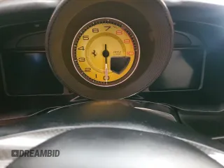 2021 Ferrari F8 с VIN ZFF93LMA2M0264413, выставлен на аукционе Copart как лот 74663374 с пробегом Не указан миль и Списание • Salvage title. История ставок и продаж доступна на DreamBid. Изображение 9.