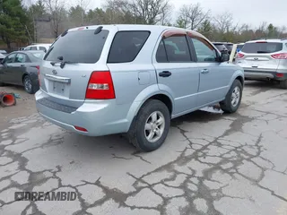 2007 Kia Sorento EX z VIN KNDJD736375687201, wystawiony jako IAAI lot #42035849 z przebiegiem 104 973 mil mil oraz . Historia ofert i sprzedaży dostępna na DreamBid. Obrazek 4.