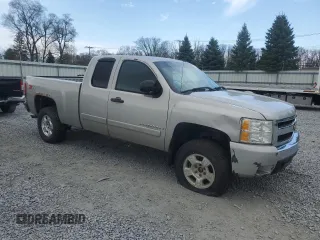 2008 Chevrolet Silverado 1500 LTZ with VIN 2GCEK19J581141597, listed as a Copart auction lot 54599845 with 212,975 mi miles and Clean Title. Bid and sale history available at DreamBid. Image 4.