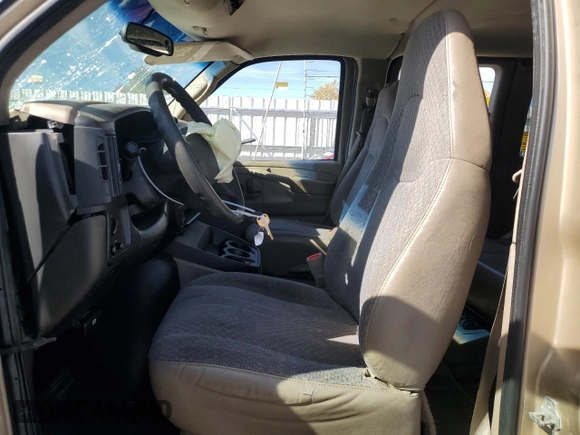 2007 Chevrolet Express Passenger with VIN 1GAHG35U371139158, listed as a Copart auction lot 77185544 with Not provided miles and Salvage title. Bid and sale history available at DreamBid. Image 7.
