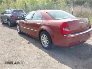 2007 Chrysler 300 C with VIN 2C3KA63H97H763879, listed as a IAAI auction lot 42163232 with 78,609 mi miles. Bid and sale history available at carsss.com. Image 3.