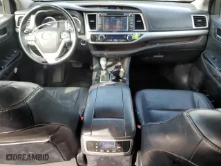 2014 Toyota Highlander XLE with VIN 5TDJKRFHXES061862, listed as a Copart auction lot 50298955 with 187,732 mi miles and Salvage Title. Bid and sale history available at carsss.com. Image 8.
