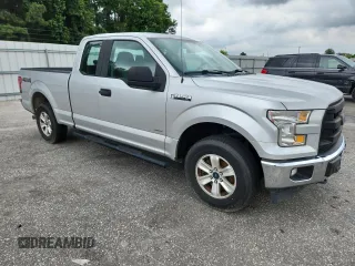 2017 Ford F-150 XL with VIN 1FTEX1EP4HFB61943, listed as a Copart auction lot 64372805 with 335,193 mi miles and Clean title. Bid and sale history available at DreamBid. Image 4.