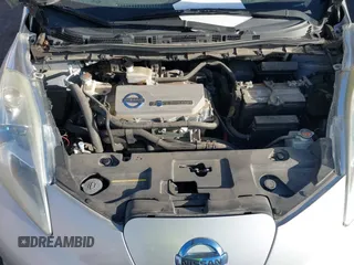 2011 Nissan LEAF SL-e with VIN JN1AZ0CP0BT009059, listed as a IAAI auction lot 41732005 with 98,066 mi miles. Bid and sale history available at carsss.com. Image 10.