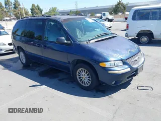 2000 Chrysler Town & Country LX with VIN 1C4GP44R7YB619785, listed as a IAAI auction lot 42624442 with 306,548 mi miles and . Bid and sale history available at DreamBid. Image 1.