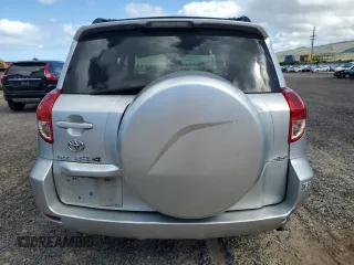 2007 Toyota RAV4 Limited z VIN JTMBD31V075067431, wystawiony jako Copart lot #56770595 z przebiegiem 137 073 mil mil oraz Szkoda całkowita • Salvage title. Historia ofert i sprzedaży dostępna na DreamBid. Obrazek 6.