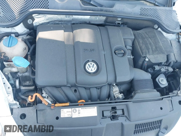 2012 Volkswagen Beetle 2.5L w/Sound/Nav PZEV with VIN 3VWJP7AT1CM619318, listed as a IAAI auction lot 42223291 with 85,989 mi miles and . Bid and sale history available at DreamBid. Image 10.