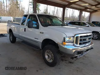 2000 Ford Super Duty F-250 XL with VIN 1FTNX21F4YEC30722, listed as a IAAI auction lot 41409384 with 310,516 mi miles. Bid and sale history available at carsss.com. Image 1.