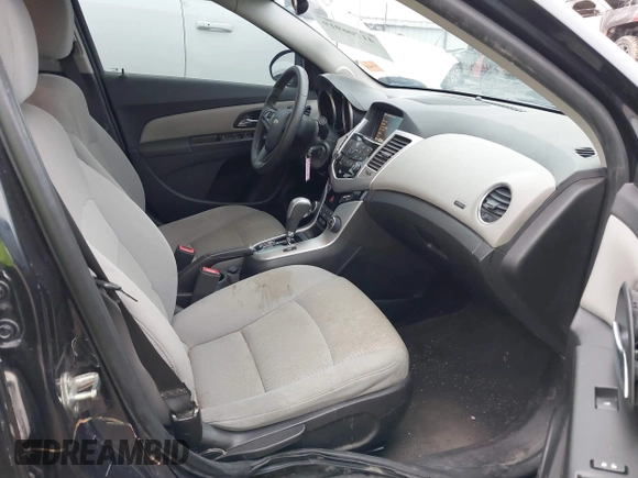 2015 Chevrolet Cruze LT with VIN 1G1PC5SB3F7133071, listed as a IAAI auction lot 41706919 with 115,805 mi miles and . Bid and sale history available at DreamBid. Image 5.