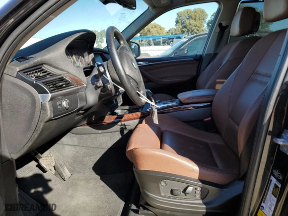 2013 BMW X5 xDrive35i with VIN 5UXZV4C54D0G50092, listed as a Copart auction lot 88713695 with 109,313 mi miles and Salvage Title. Bid and sale history available at carsss.com. Image 7.