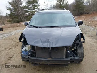 2006 Toyota Sienna LE with VIN 5TDBA23C86S075638, listed as a IAAI auction lot 41522585 with 179,377 mi miles. Bid and sale history available at carsss.com. Image 6.