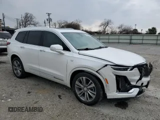 2022 Cadillac XT6 Premium Luxury z VIN 1GYKPFRS0NZ150862, wystawiony jako Copart lot #44926695 z przebiegiem 39 627 mil mil oraz Szkoda całkowita • Salvage title. Historia ofert i sprzedaży dostępna na DreamBid. Obrazek 4.